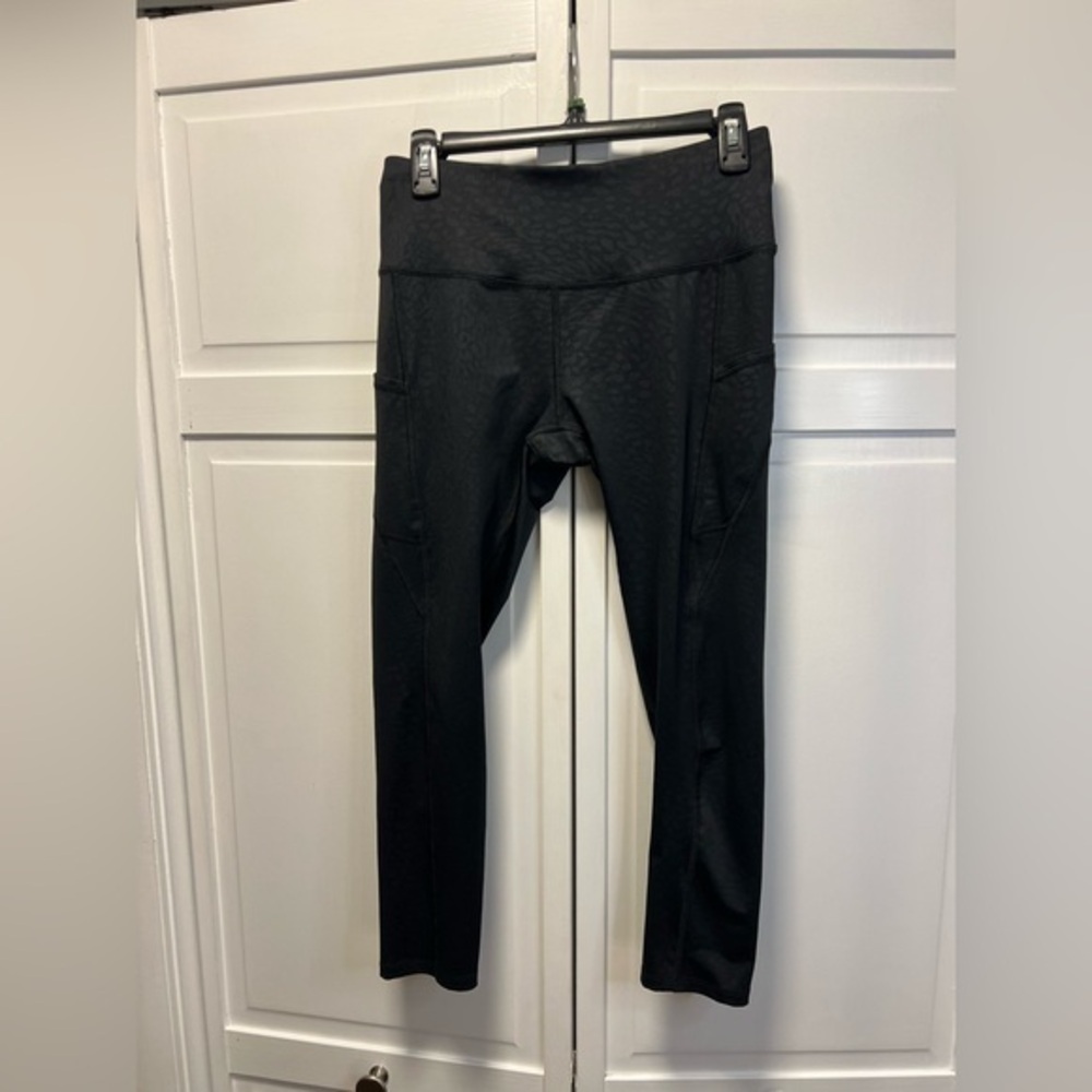 Apana Leopard Print Leggings Size Women’s Medium Color Black